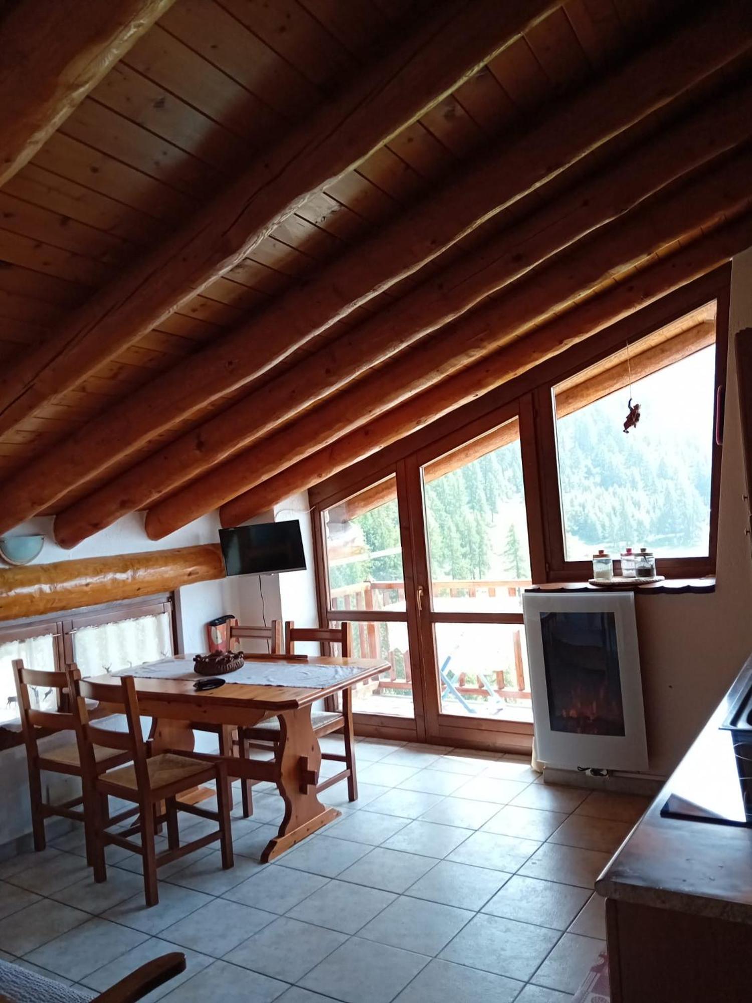Incantevole Con Vista Sulla Vallata Apartment Chamois