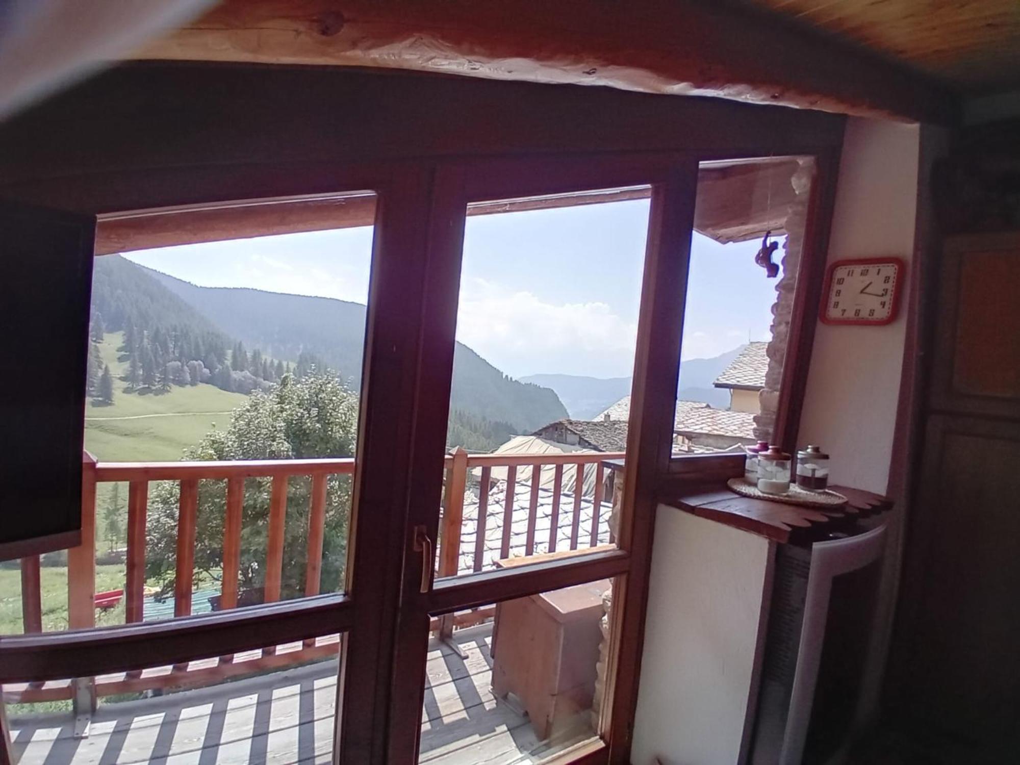 Incantevole Con Vista Sulla Vallata Apartment Chamois